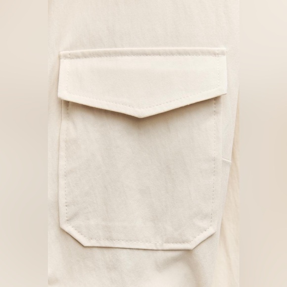 Chic Cream Button-Down Dress - Picture 7 of 8